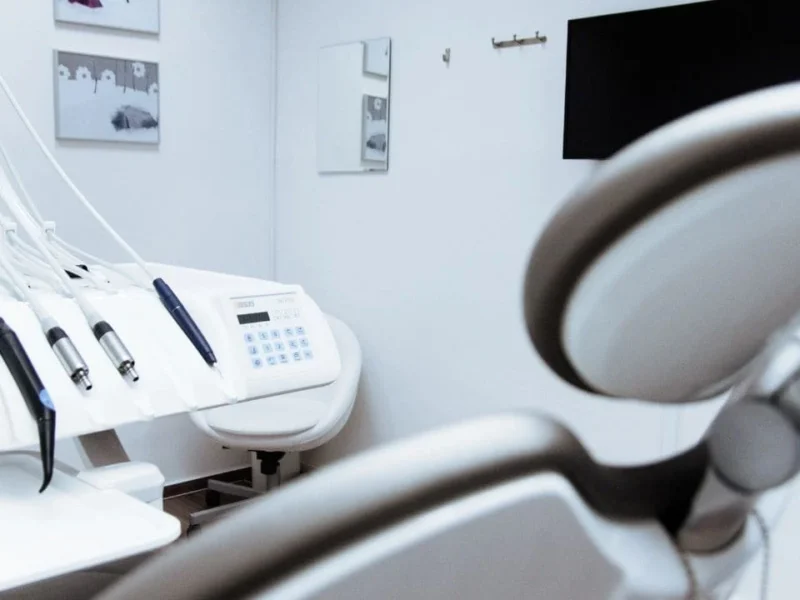 Dosimétrie Dentaire : Tout Savoir sur les Radiations en Radiologie Dentaire